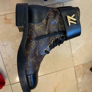 Louis Vuitton Size 7.5 Women’s Boots